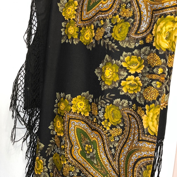 Traditional shawl in green and yellow flowers on black, 57 in/145 cm square. - Picture 9 of 13